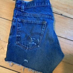 Levi Jean Shorts Distressed